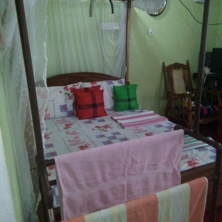 Little Pink House Apartment Mirissa Exterior foto